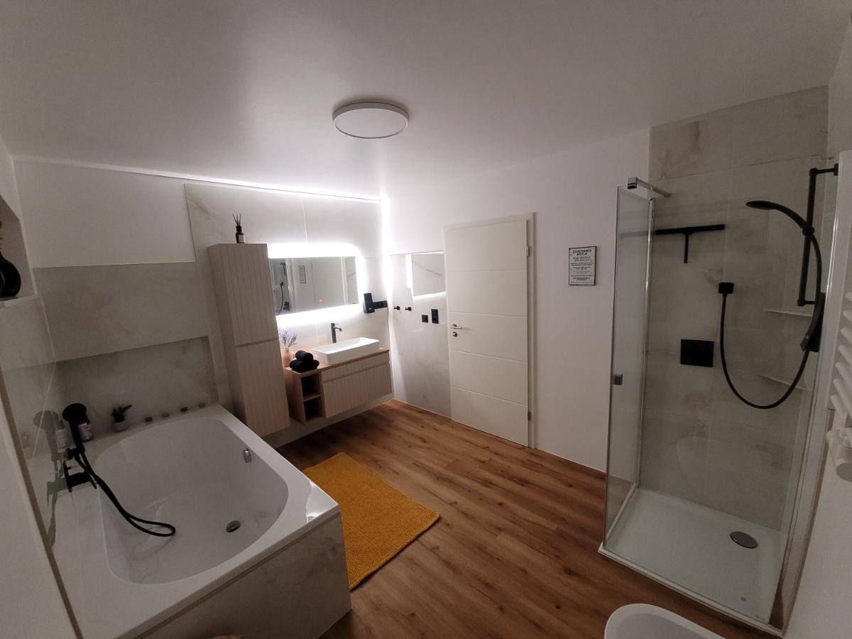 Ferienwohnung Nachtigall 2 บัดแฮร์สเฟลด์ ภายนอก รูปภาพ